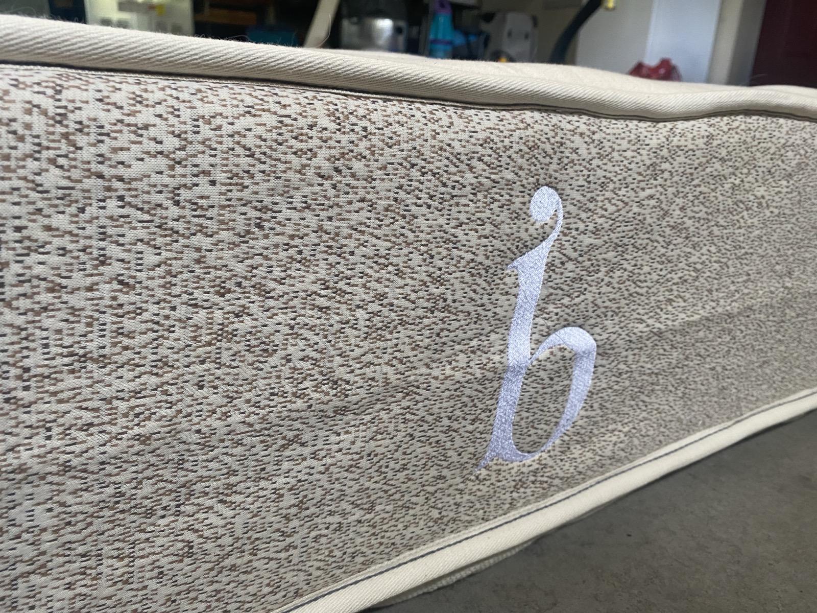 Birch Natural mattress cover with logo